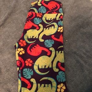 Dino lularoe leggings
